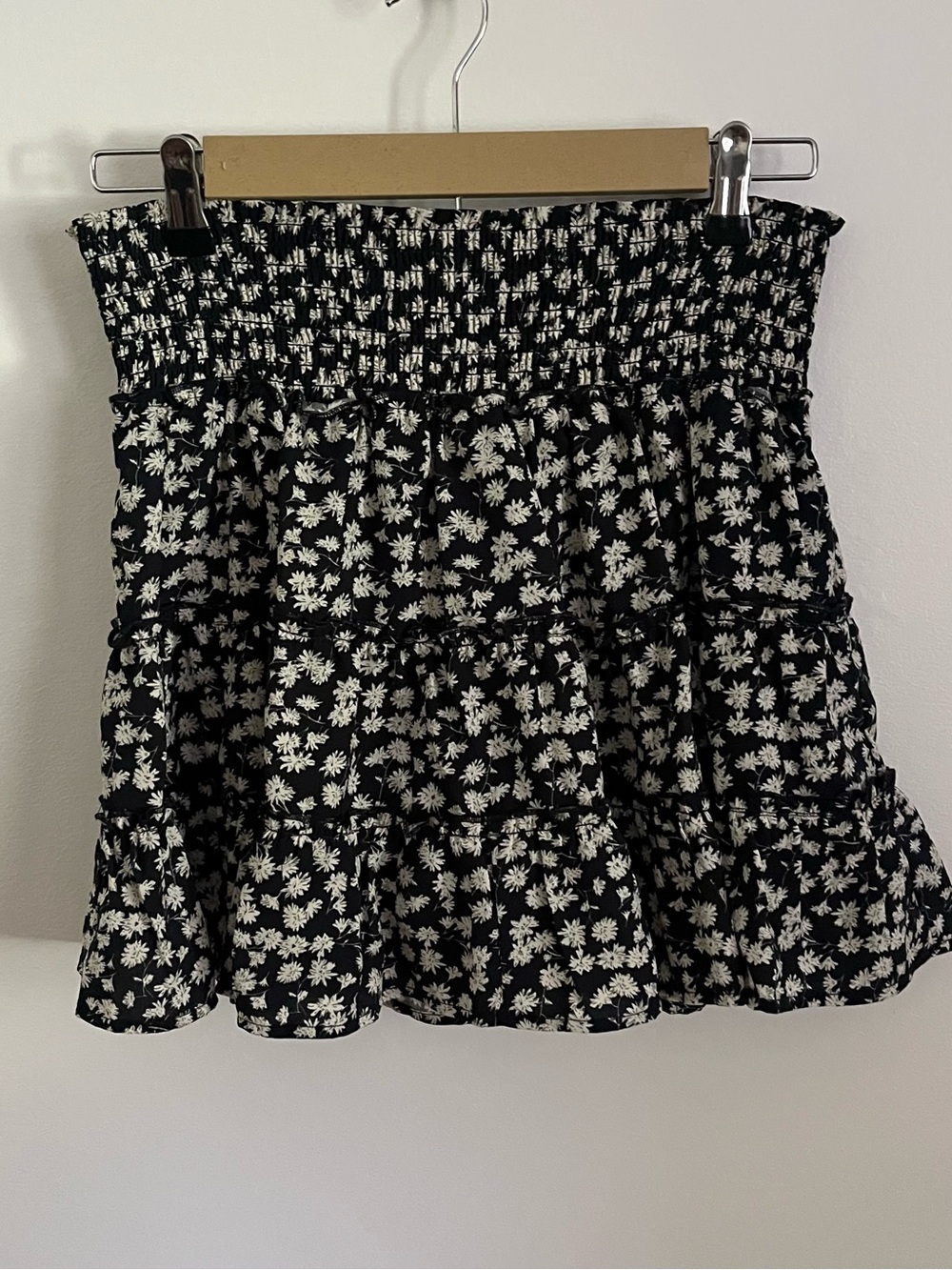 Pink Lily Smocked Waist Navy Floral Skort